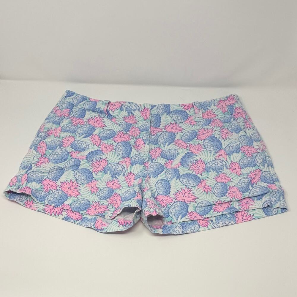 Vineyard Vines Women's Casual shorts - Pineapple Print - 8